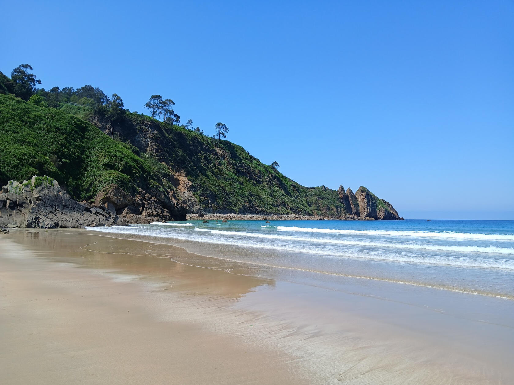 Playa de Aguilar, Asturias
